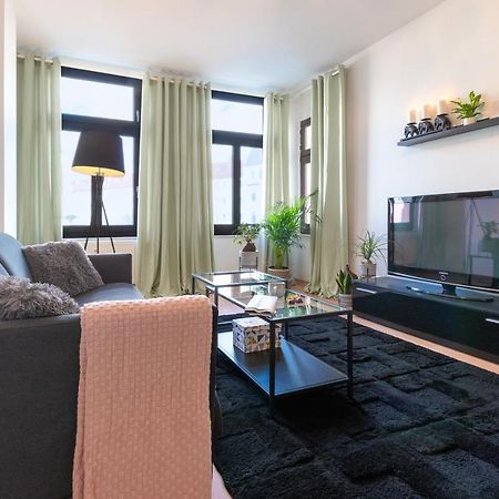 Ruhige Wohnung In Zentraler Lage - Quiet Flat In A Central Location Magdeburg Ngoại thất bức ảnh