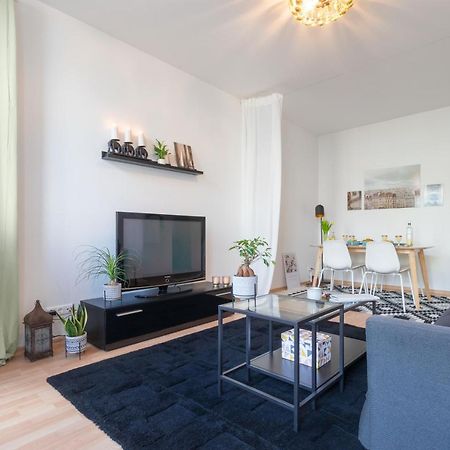 Ruhige Wohnung In Zentraler Lage - Quiet Flat In A Central Location Magdeburg Ngoại thất bức ảnh