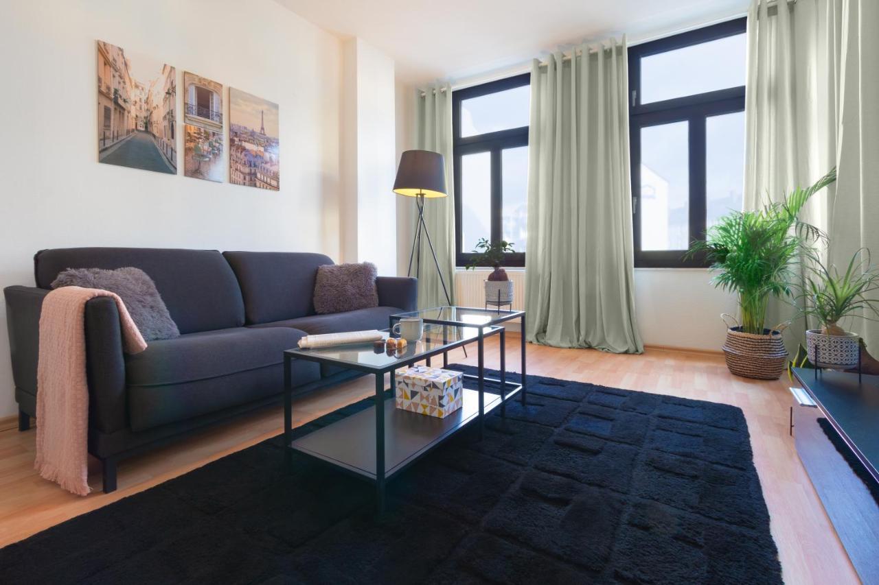 Ruhige Wohnung In Zentraler Lage - Quiet Flat In A Central Location Magdeburg Ngoại thất bức ảnh